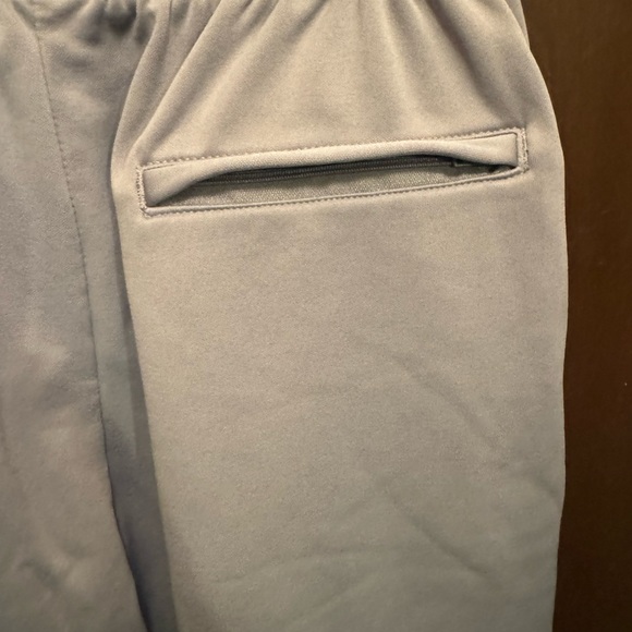 Men’s Gray Russell Athletic Medium Sweat Pants with Pockets - Picture 6 of 10